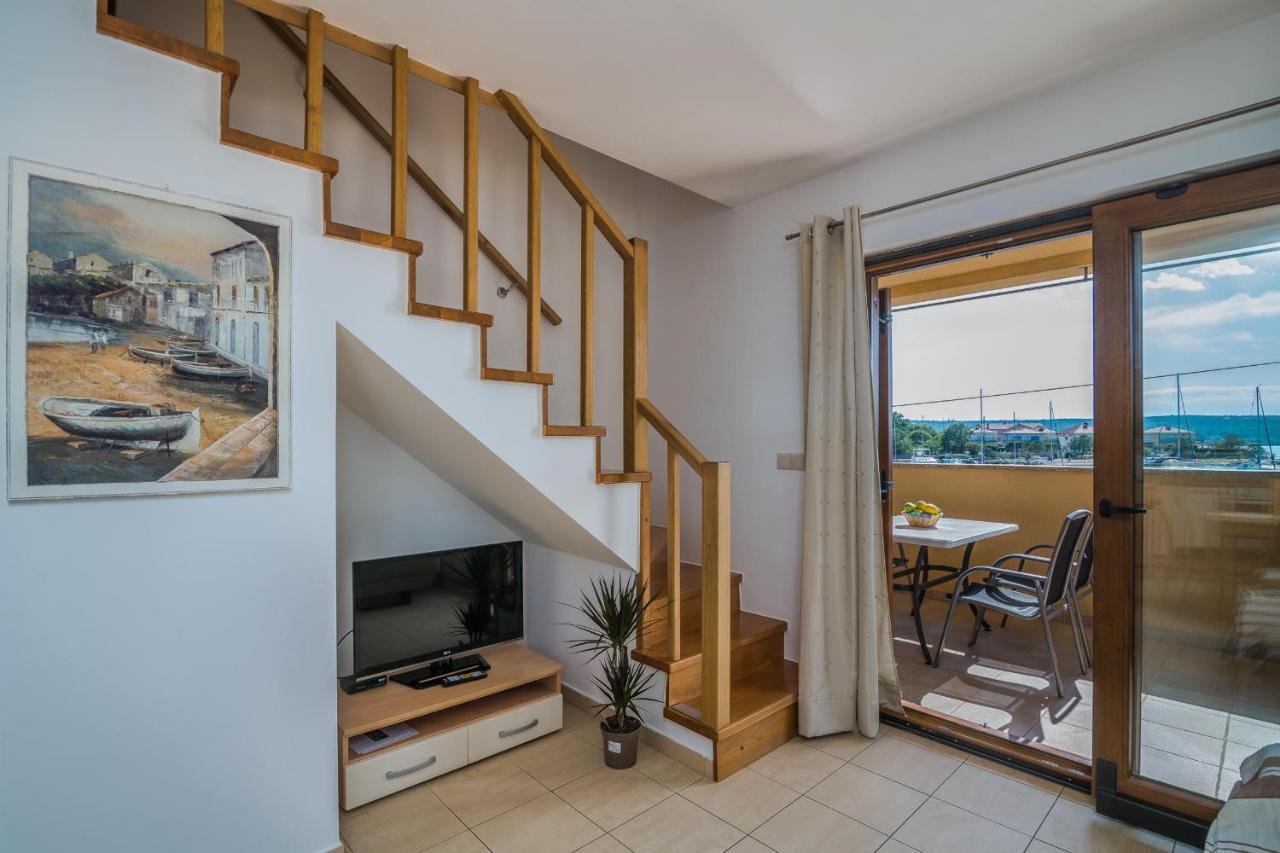 Apartments Celeste Klimno Extérieur photo